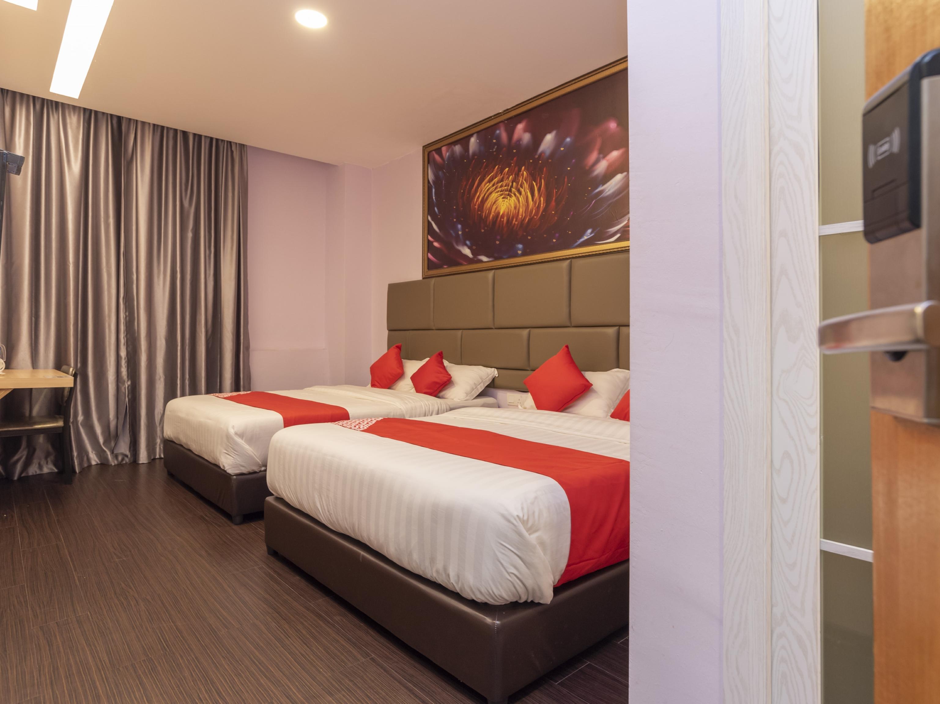 Zenz Hotel Кулай Екстер'єр фото