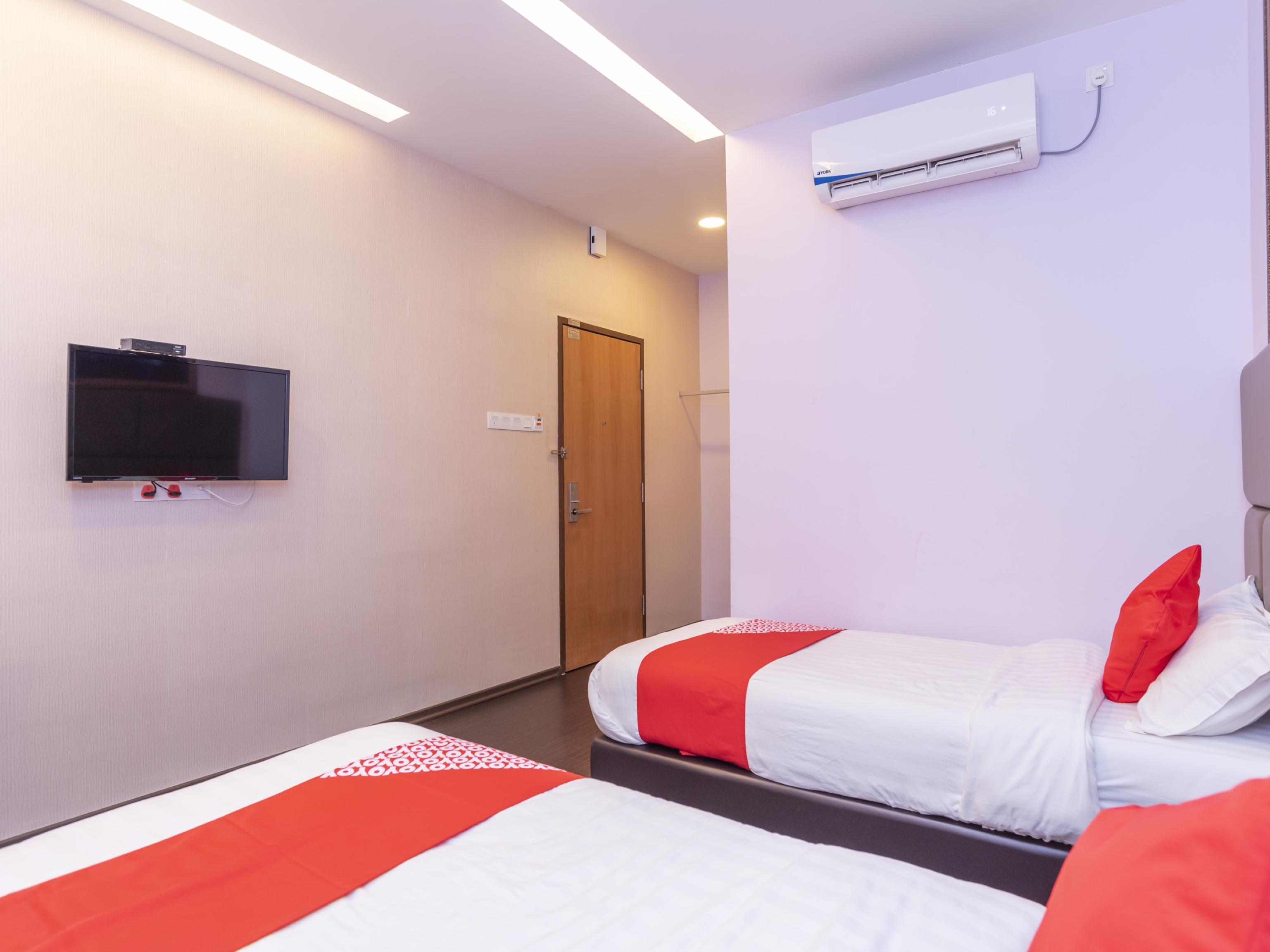 Zenz Hotel Кулай Екстер'єр фото