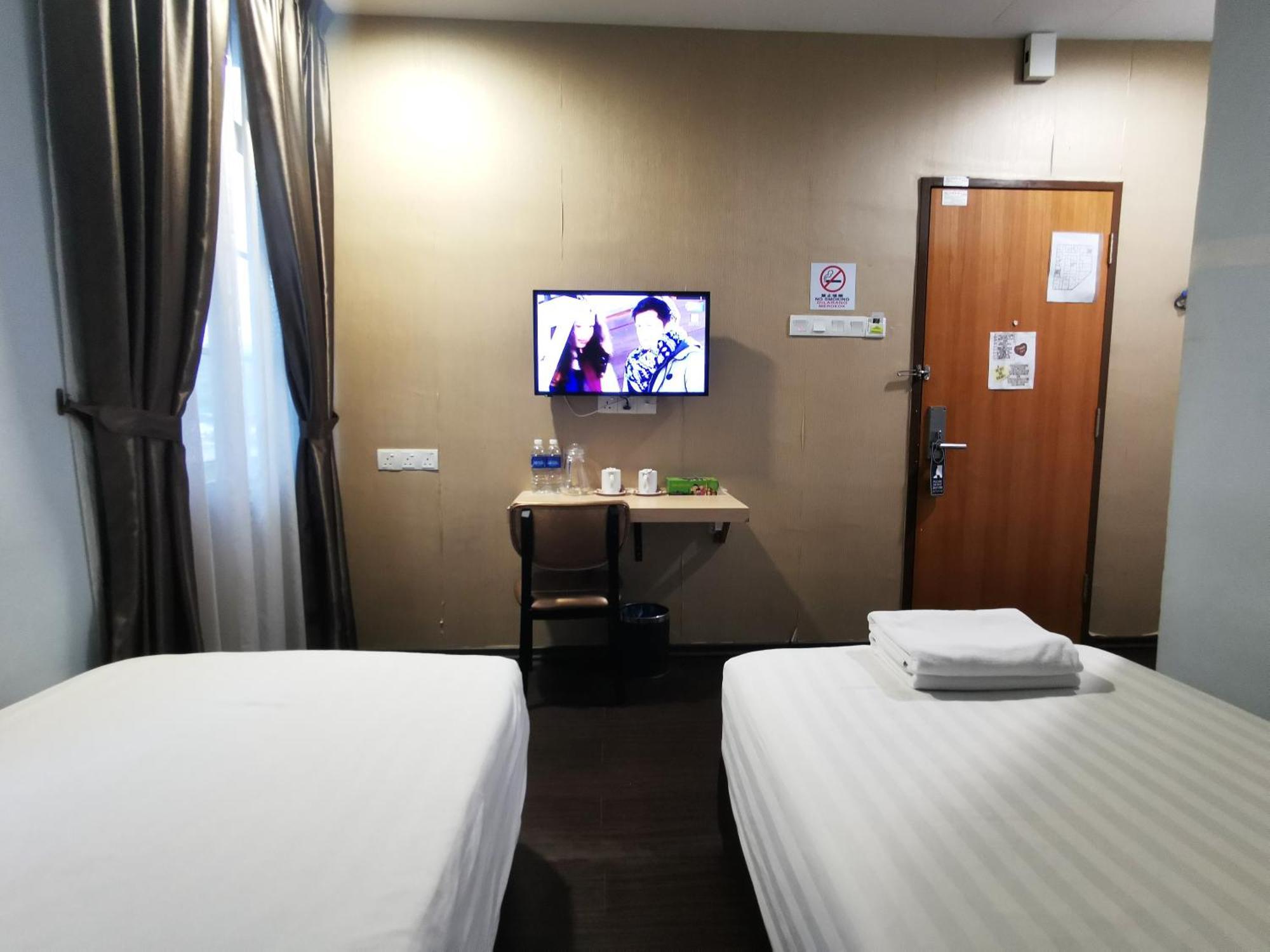 Zenz Hotel Кулай Екстер'єр фото