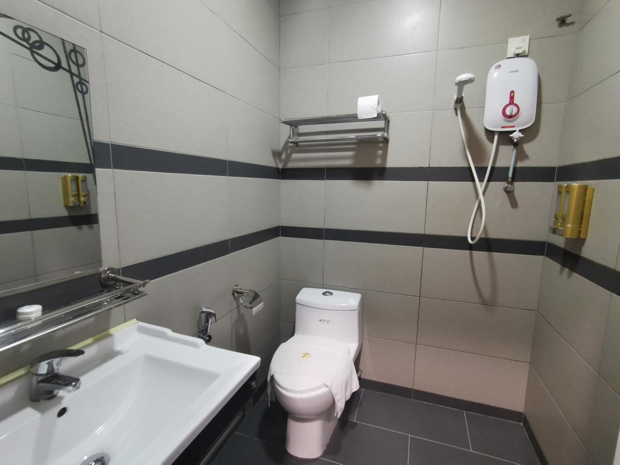 Zenz Hotel Кулай Екстер'єр фото