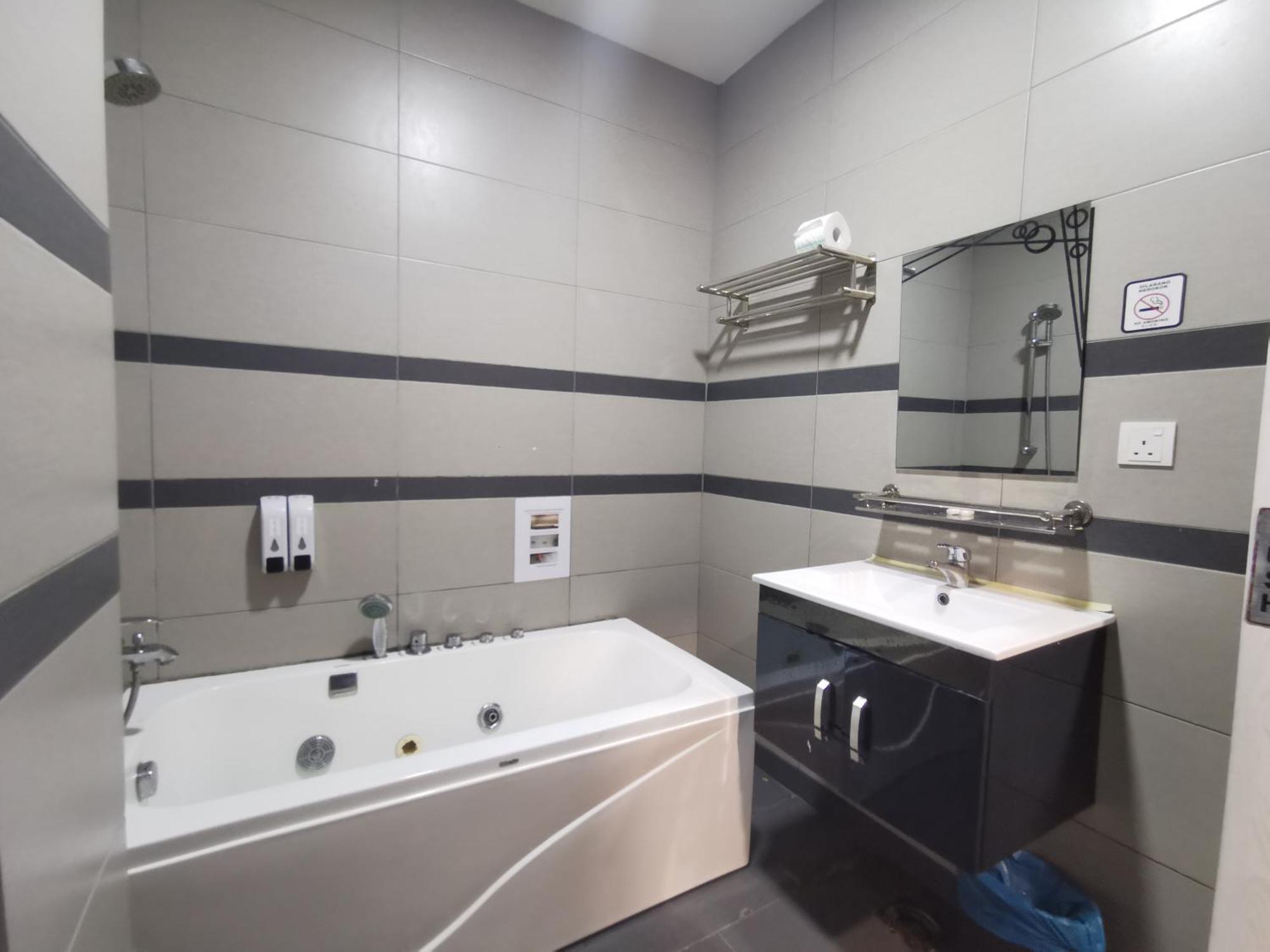 Zenz Hotel Кулай Екстер'єр фото